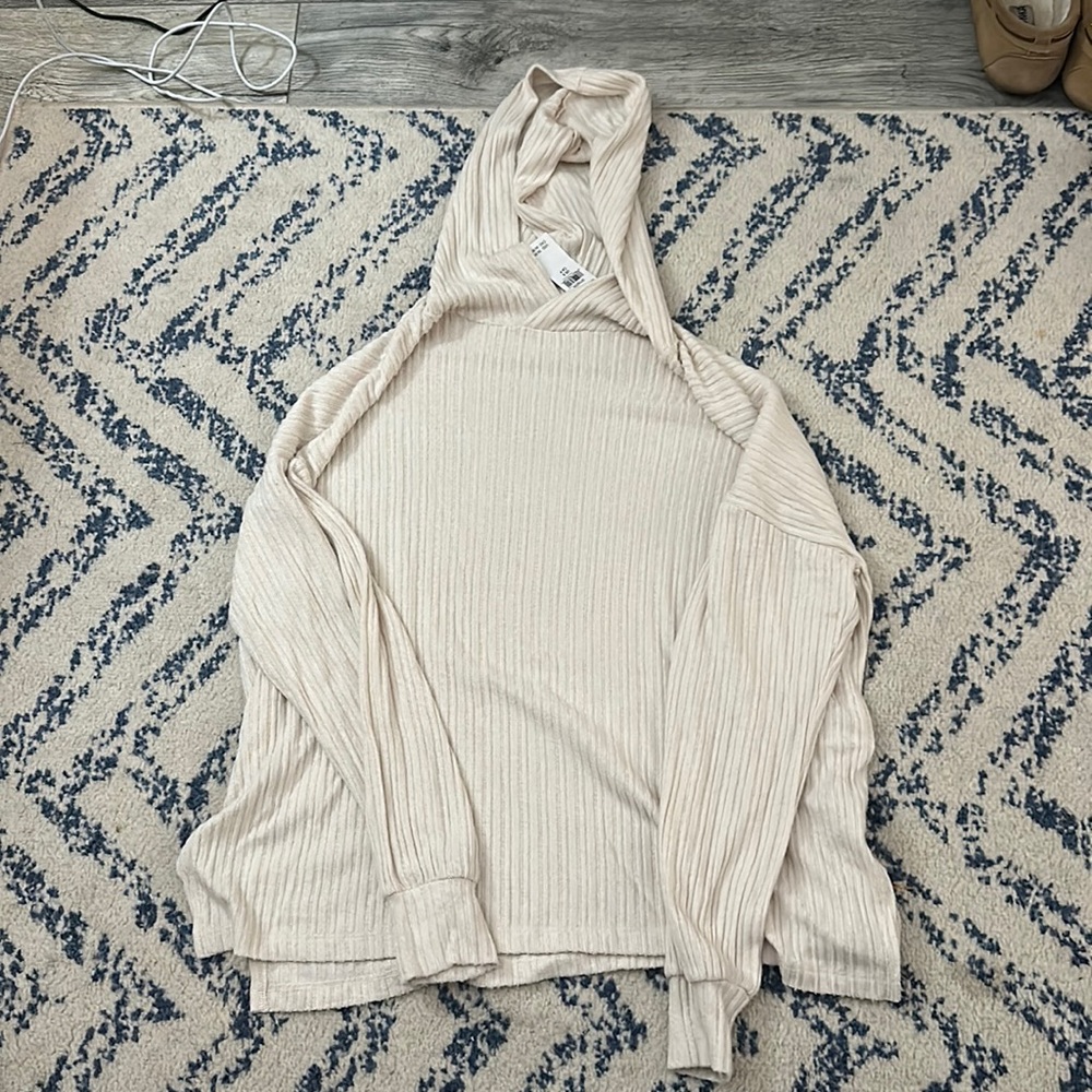 cream light weight sweater with hood